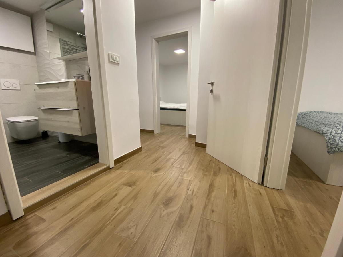 Apartma Sinitus إيزولا المظهر الخارجي الصورة